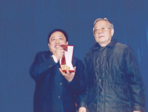 院士崇拜2.png 院士崇拜2.png